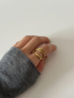 Fluid Harmony Ring - Jas | Gold & silver ring - Jas | Perfect On You