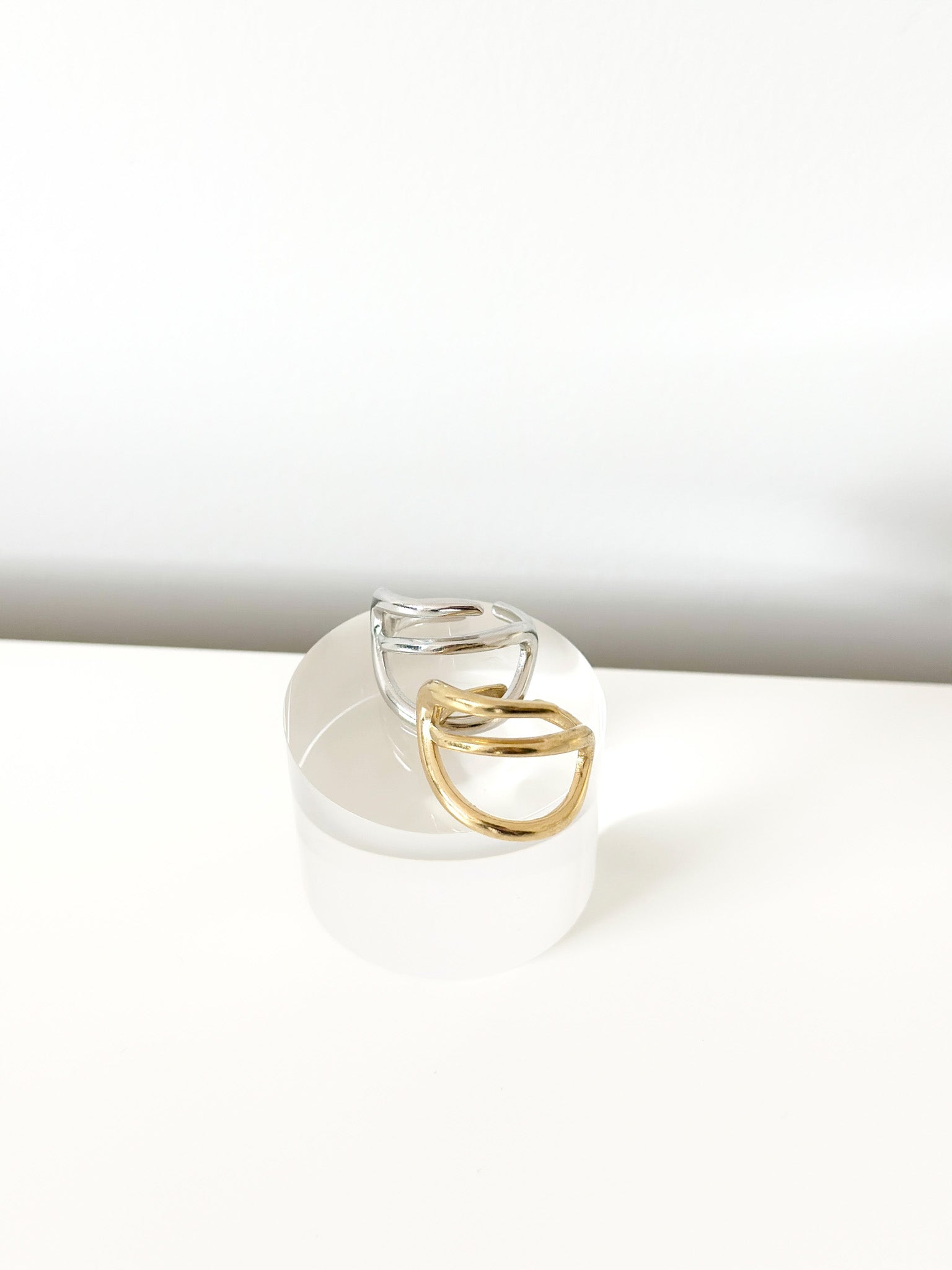 Fluid Harmony Ring - Jas | Gold & silver ring - Jas | Perfect On You