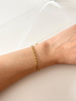 Gold CD Bracelet - Jas | Gold bracelet - Jas | Perfect On You