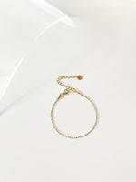 Gold dainty bracelet - Jas | Gold bracelet - Jas | Perfect On You