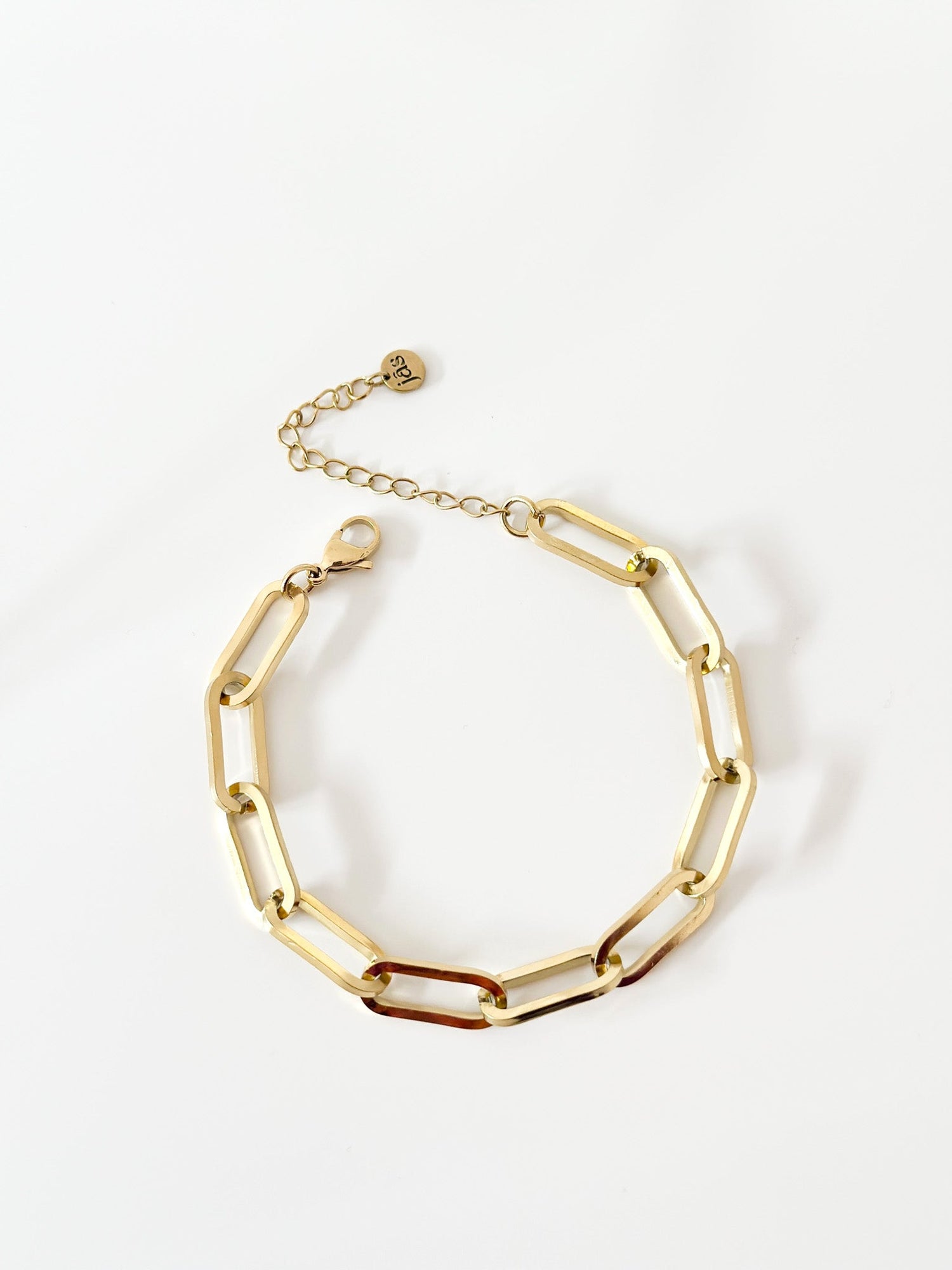 Gold Large paper clip Bracelet - Jas | Gold bracelet - Jas | Perfect On You