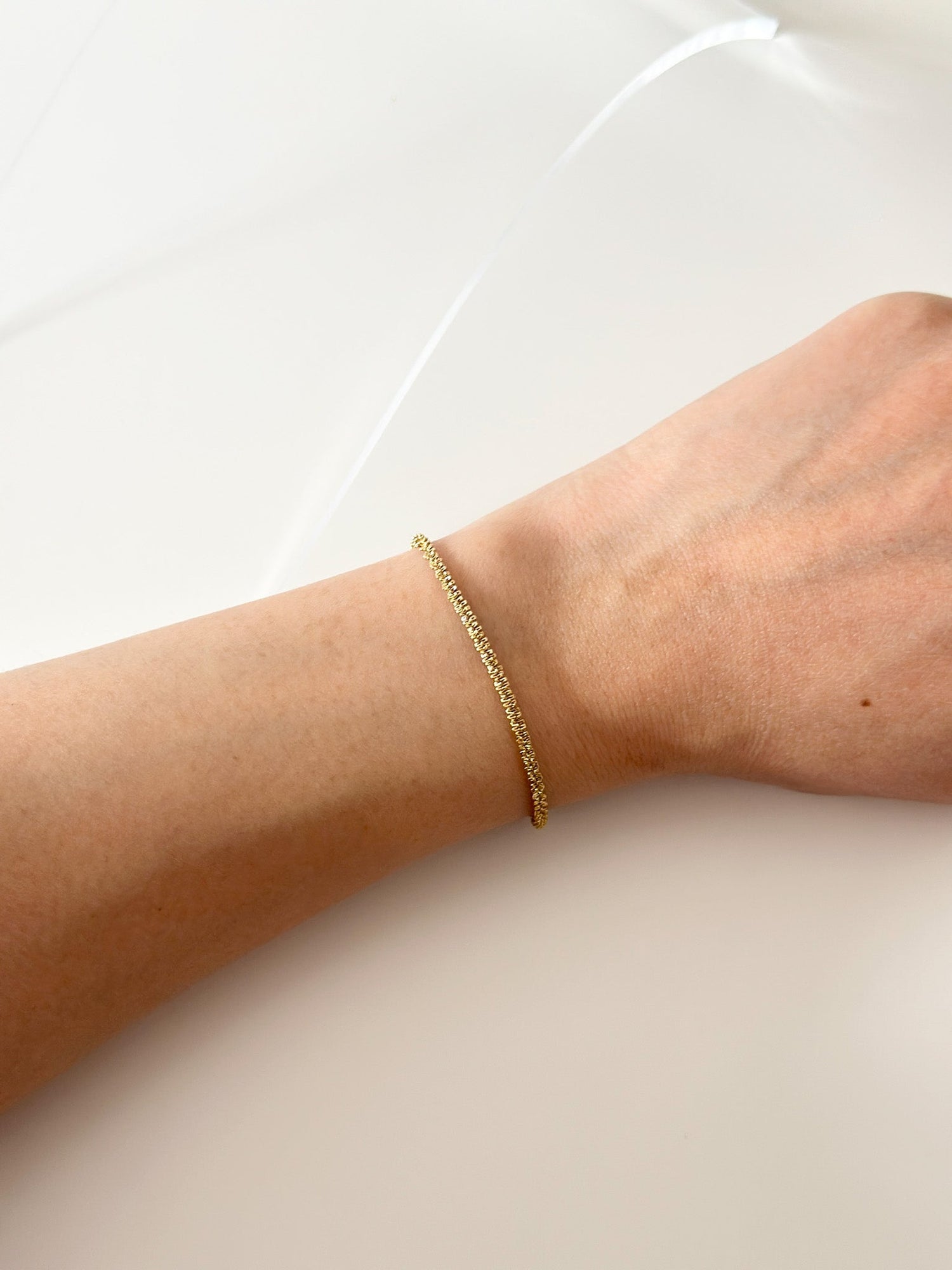 Gold Mesh Bracelet - Jas | Gold bracelet - Jas | Perfect On You