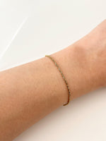 Gold Mini Twist Bracelet - Jas | Gold bracelet - Jas | Perfect On You