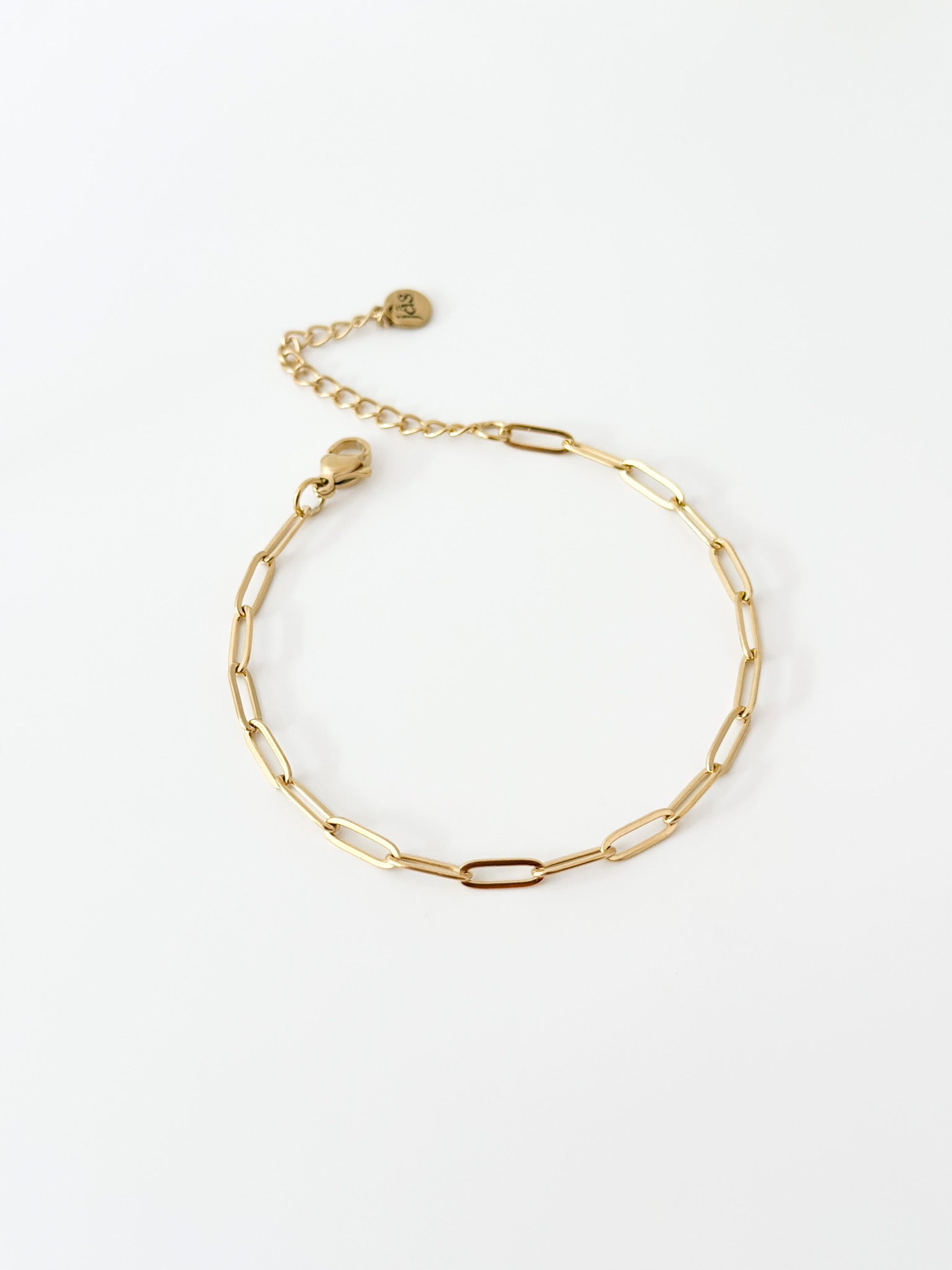 Gold Paper Clip Bracelet - Jas | Gold bracelet - Jas | Perfect On You