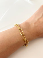 Gold Paperclip Oval bracelet - Jas | Gold bracelet - Jas | Perfect On You