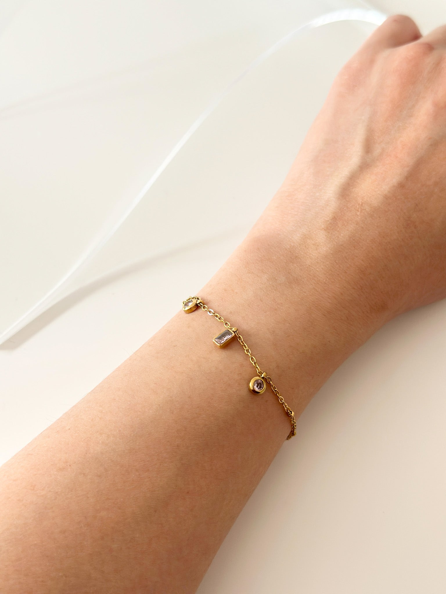 Gold penny bracelet - Jas | Gold bracelet - Jas | Perfect On You