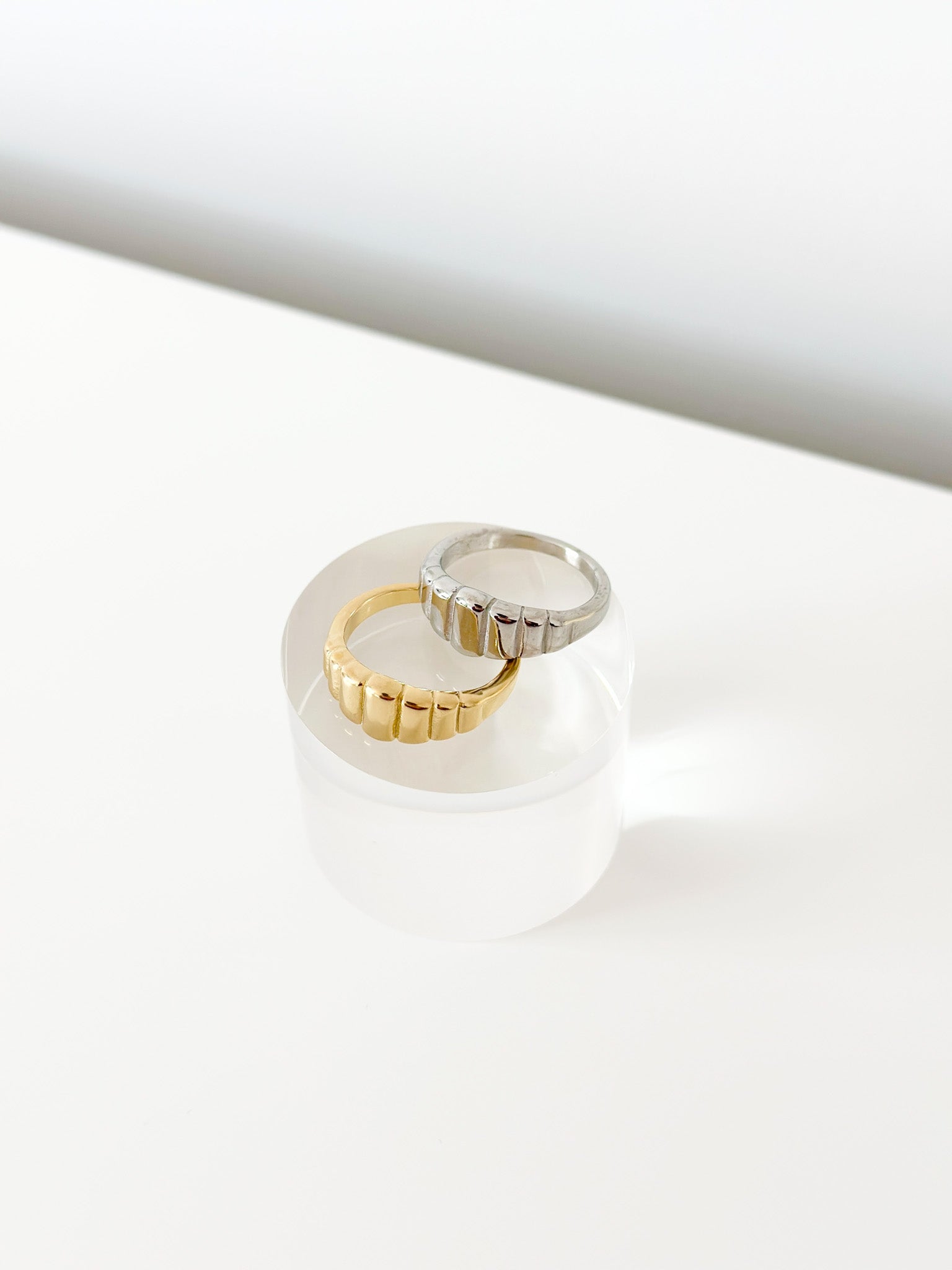 Gold Shell Band - Jas | Gold & silver ring - Jas | Perfect On You