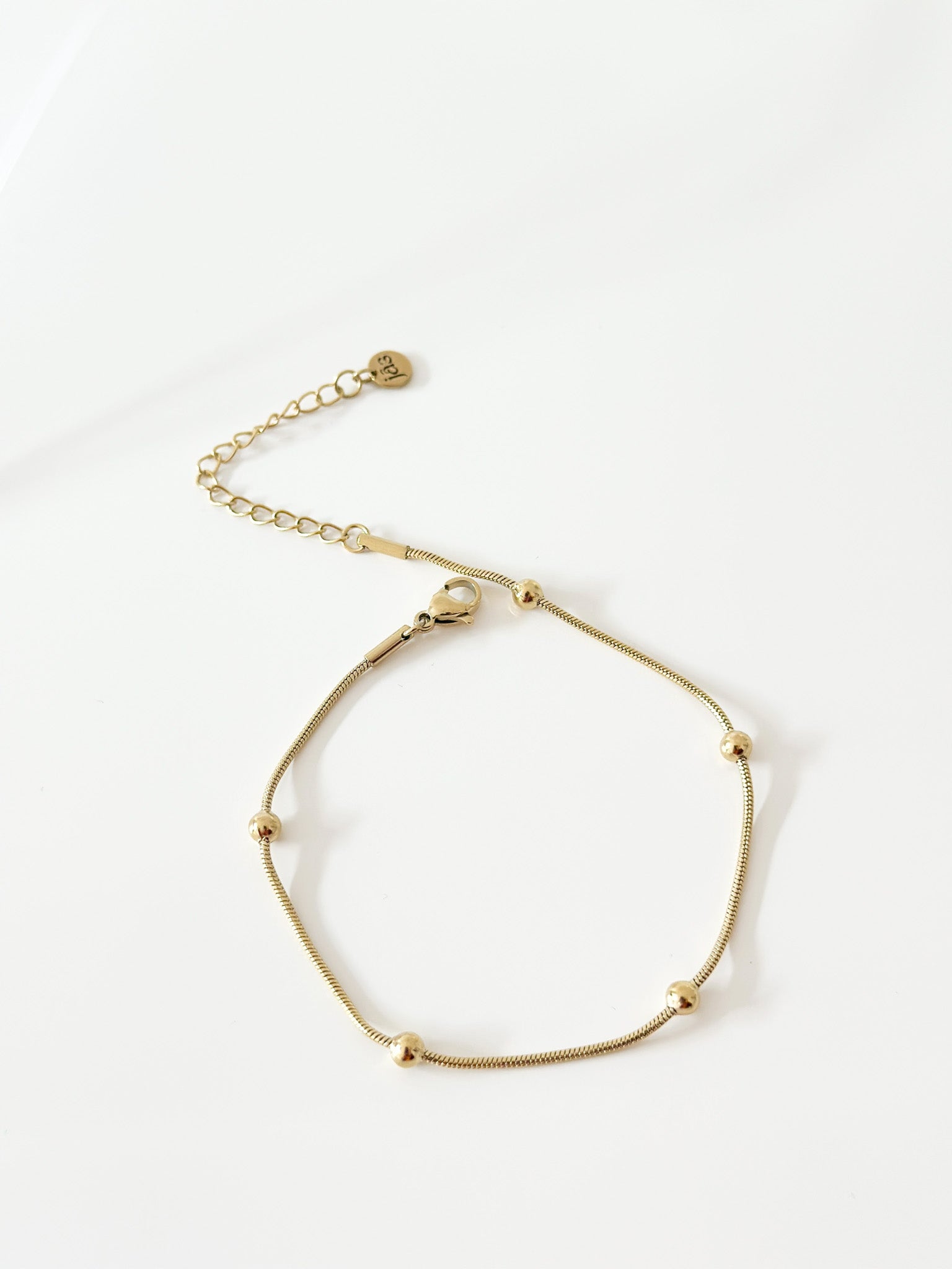 Gold Snake Bead Bracelet - Jas | Gold bracelet - Jas | Perfect On You