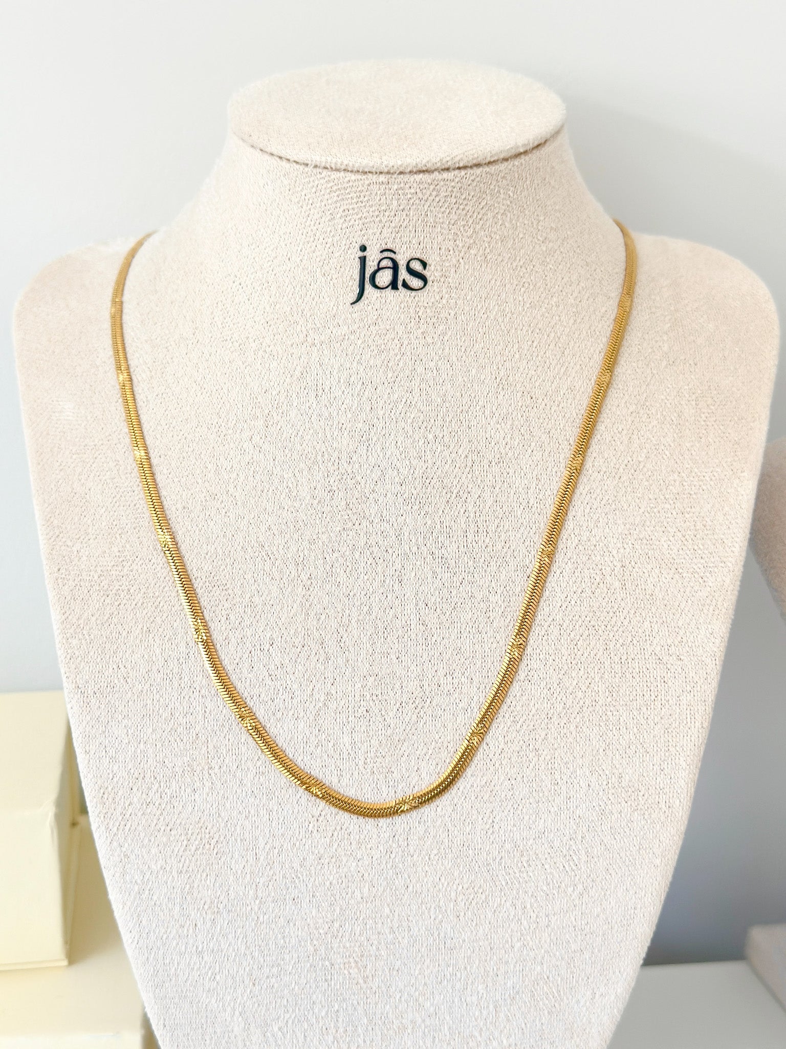 Gold Star Herringbone Chain Necklace - JAS | Gold necklace - Jas | Perfect On You