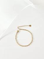 Gold Twist Bracelet - Jas | Gold bracelet - Jas | Perfect On You