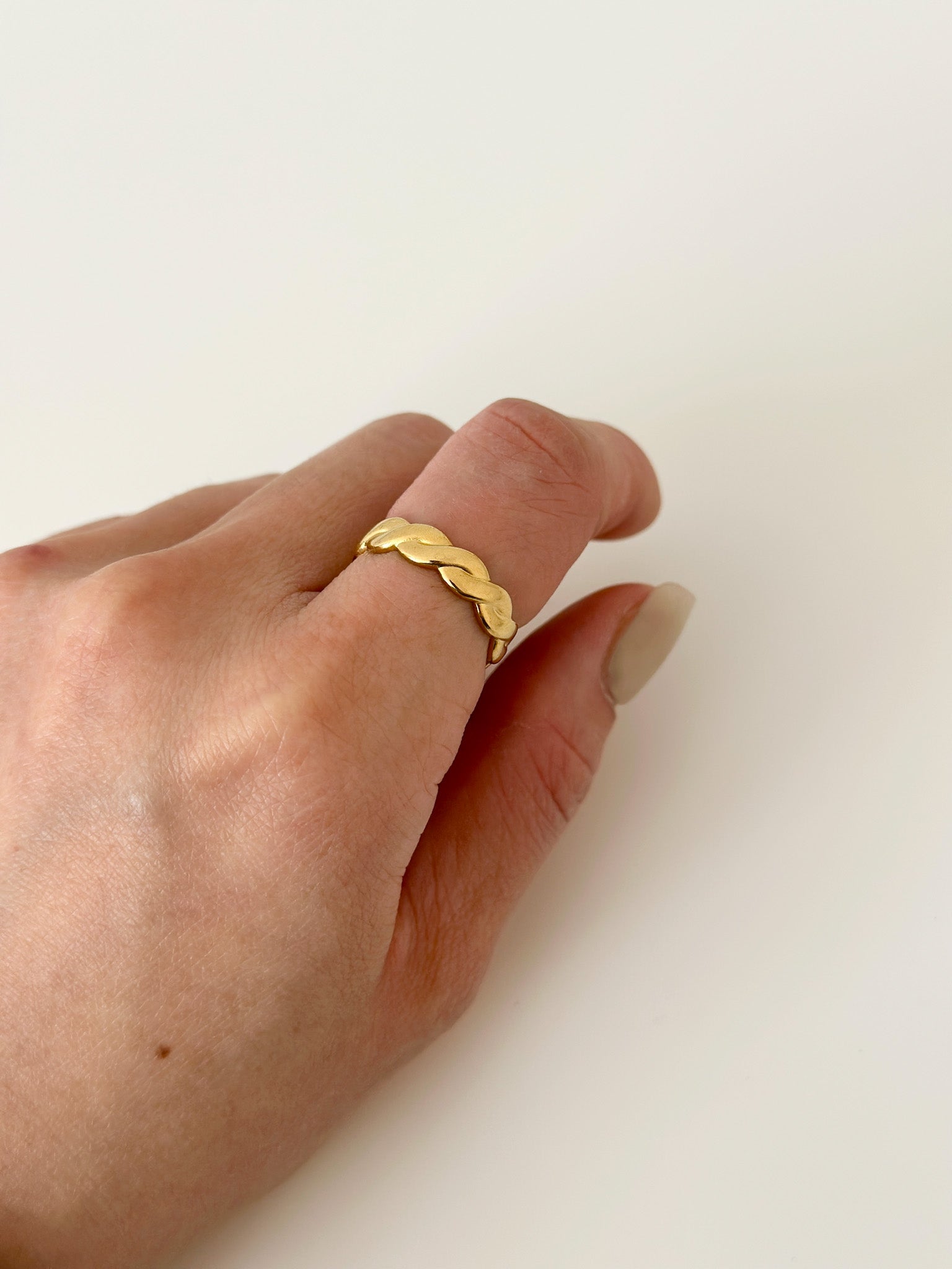 Golden Ripple Ring - Jas | Gold Ring - Jas | Perfect On You