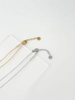 Hammered Heart Pendant Necklace - Jas | Gold & silver necklace - Jas | Perfect On You