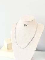Herringbone chain Necklace - Jas | Gold & silver necklace - Jas | Perfect On You