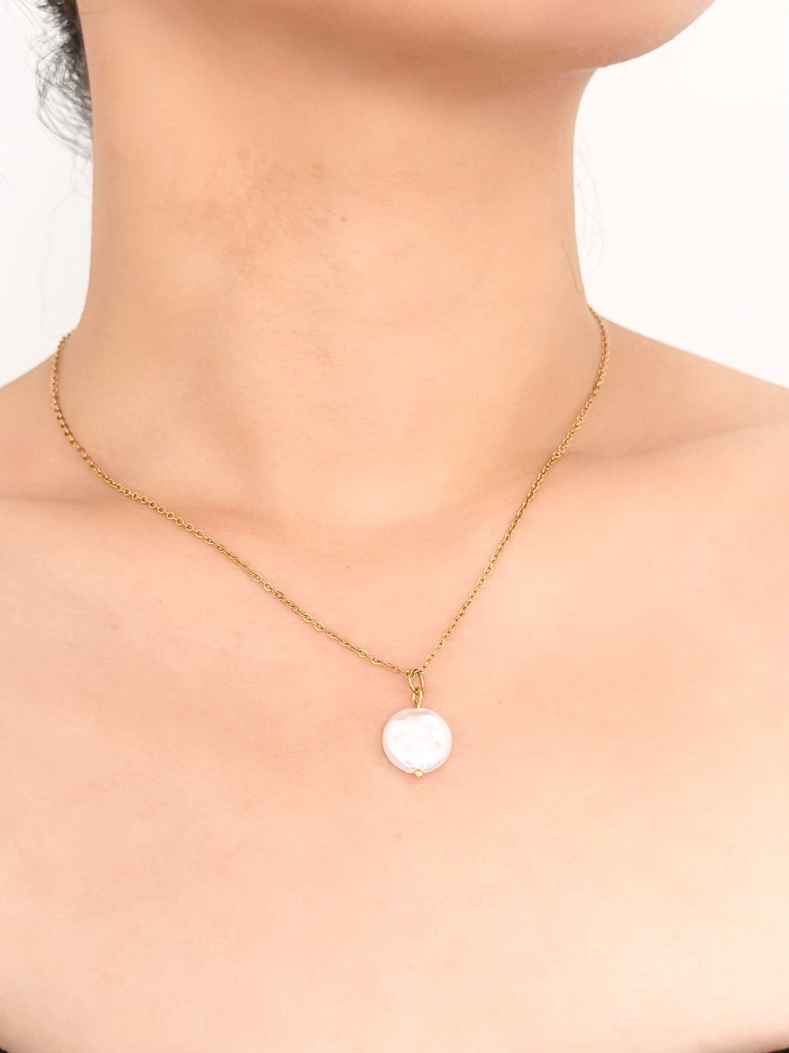 Indigo Necklace - Jas | Gold necklace - Jas | Perfect On You