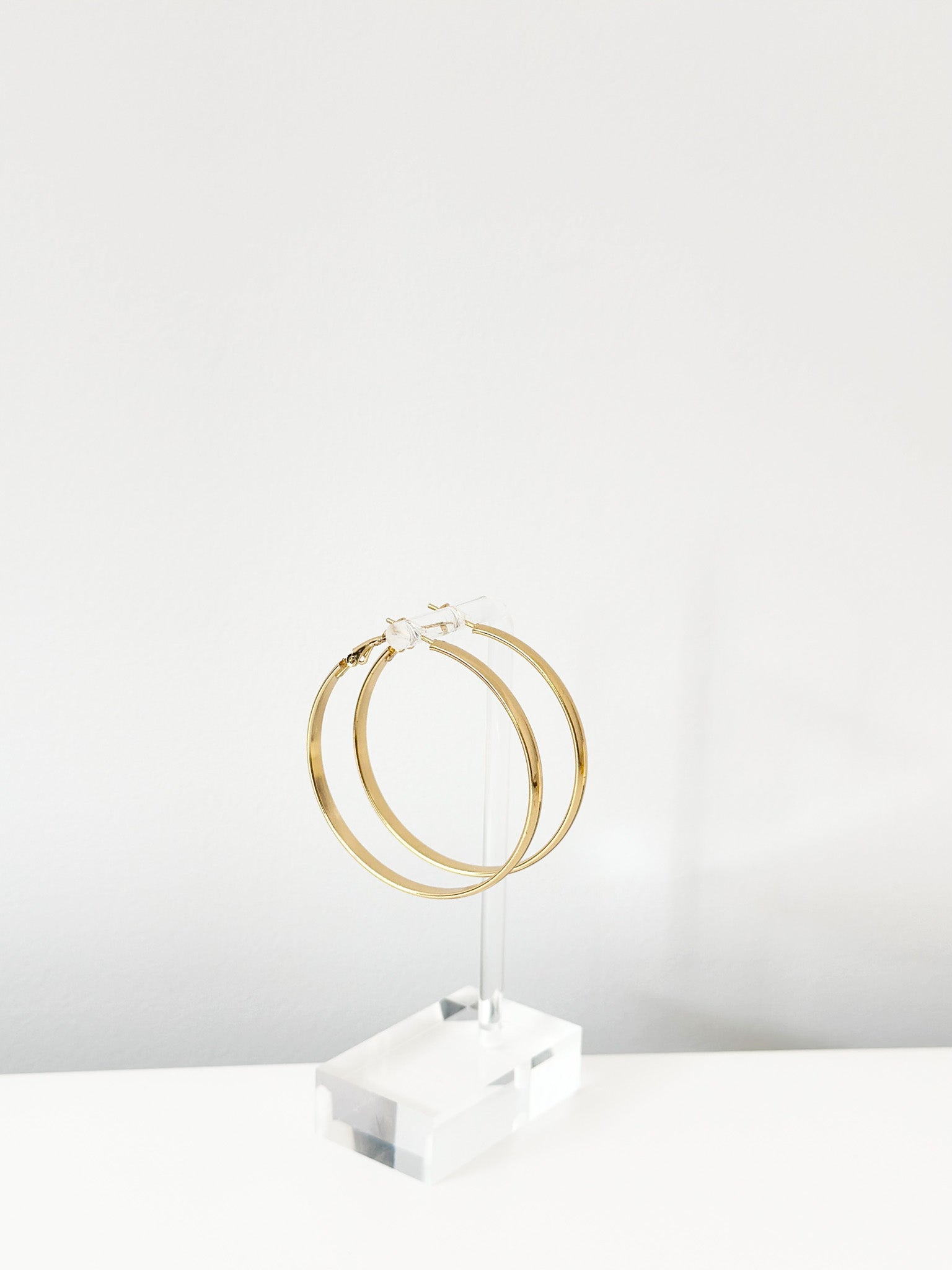 Isla Wide Hoops - Jas | Hoop Earrings - Jas | Perfect On You