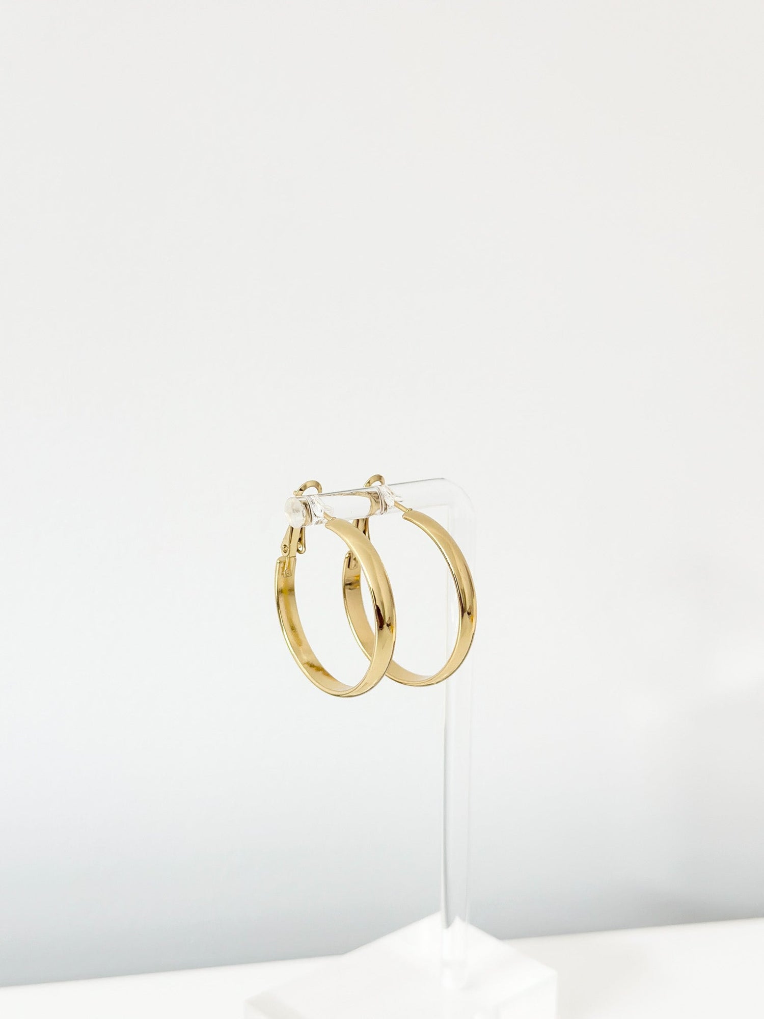 Isla Wide Hoops - Jas | Hoop Earrings - Jas | Perfect On You