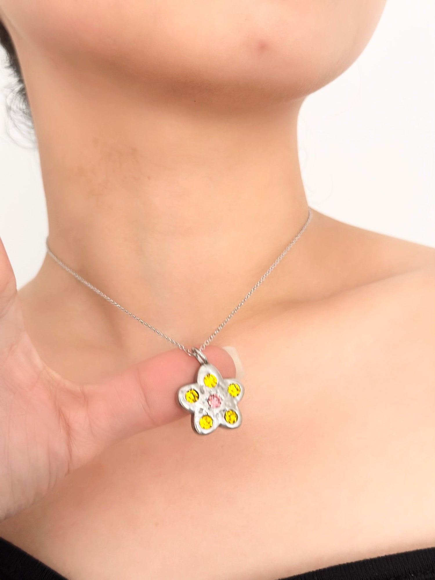 Lemon Bloom - JAS | Silver necklace - Jas | Perfect On You