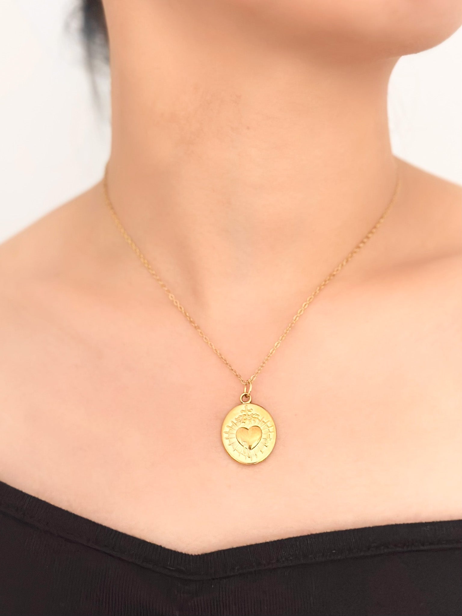 Lovel Necklace - Jas | Gold necklace - Jas | Perfect On You
