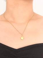 Lucky Star Necklace - Jas | Gold necklace - Jas | Perfect On You