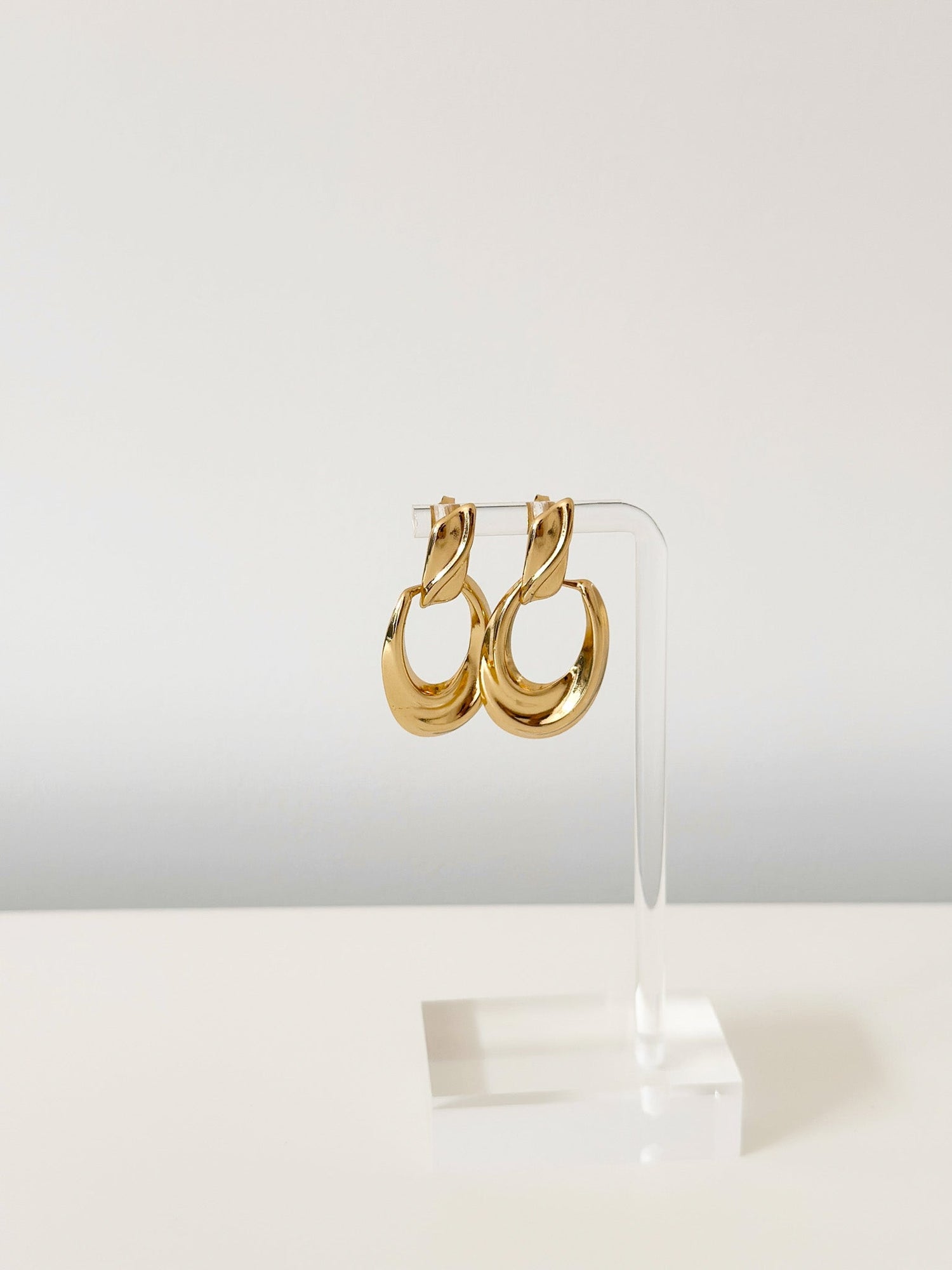 Lume Link Earrings - Jas | Gold Earring - Jas | Perfect On You