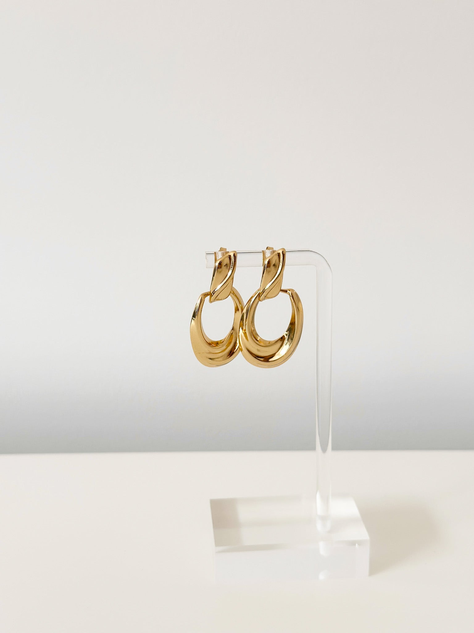 Lume Link Earrings - Jas | Gold Earring - Jas | Perfect On You