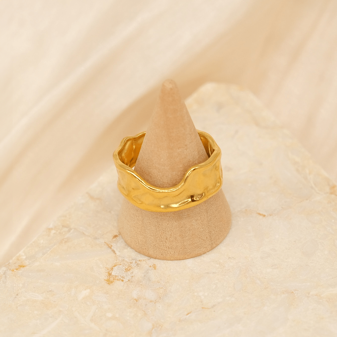 Luna - JAS - Jas | Perfect On You