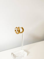 Luxe Curve Hoops - Jas | Gold Earring - Jas | Perfect On You