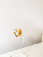 Luxe Curve Hoops - Jas | Gold Earring - Jas | Perfect On You