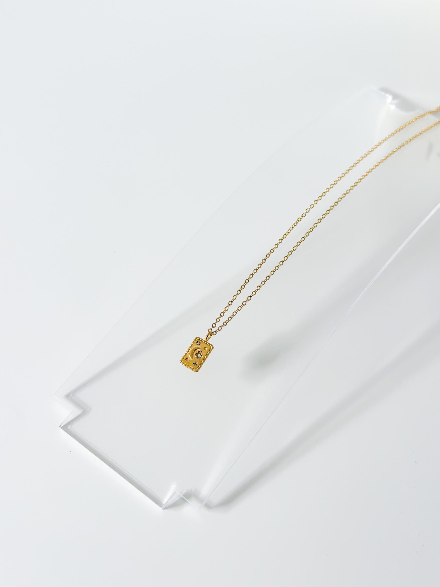 Madeline Necklace - Jas | Gold necklace - Jas | Perfect On You