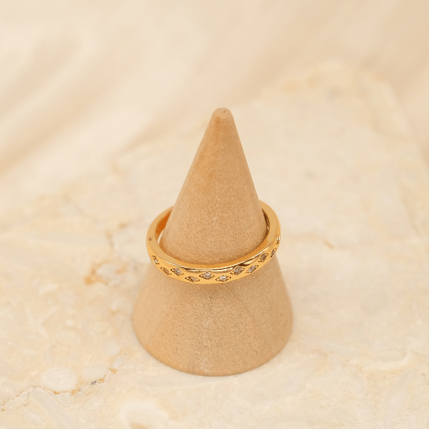 Mia - JAS - Jas | Perfect On You