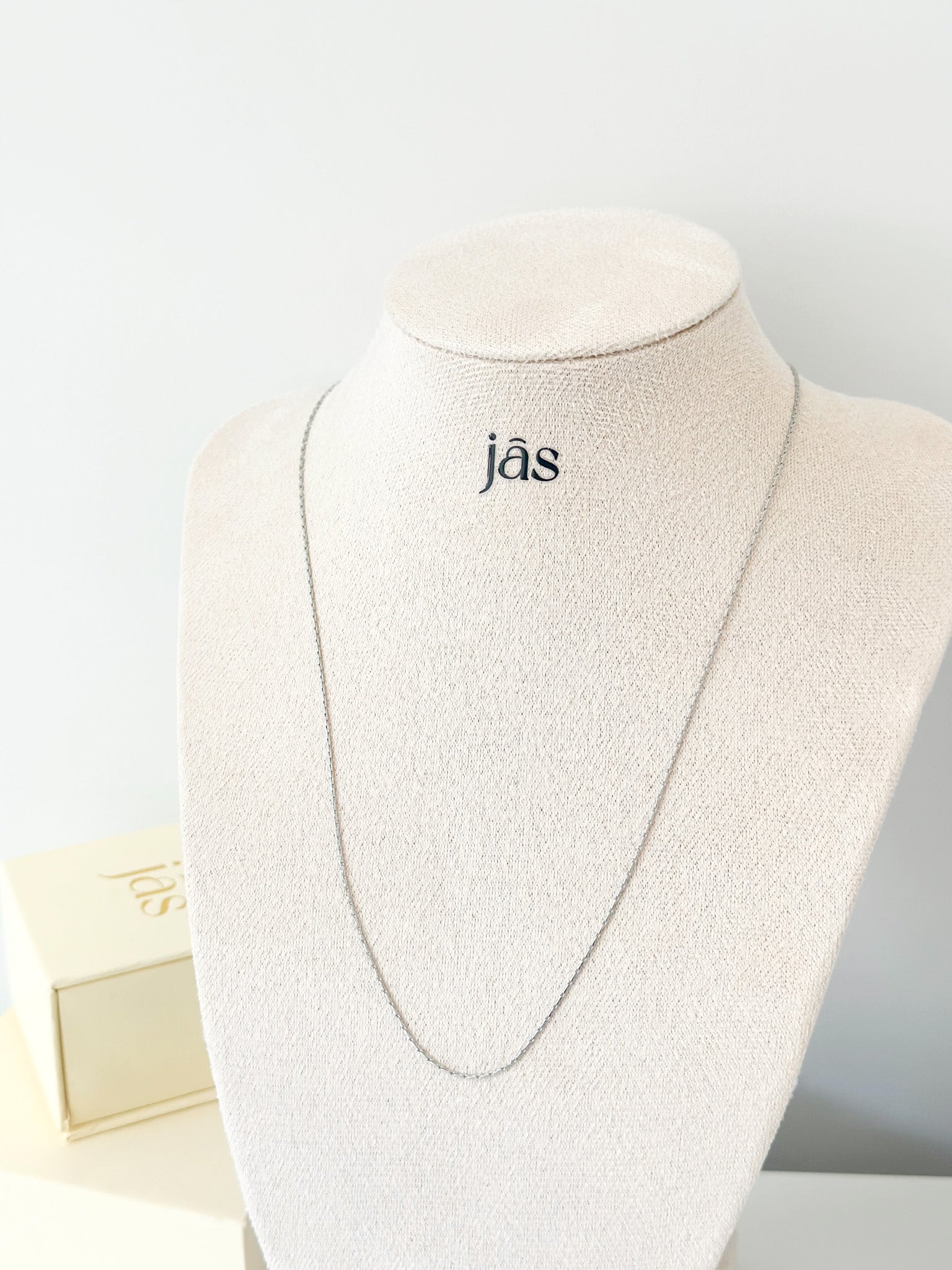 Mirror Chain Necklace - Jas | Gold & silver necklace - Jas | Perfect On You
