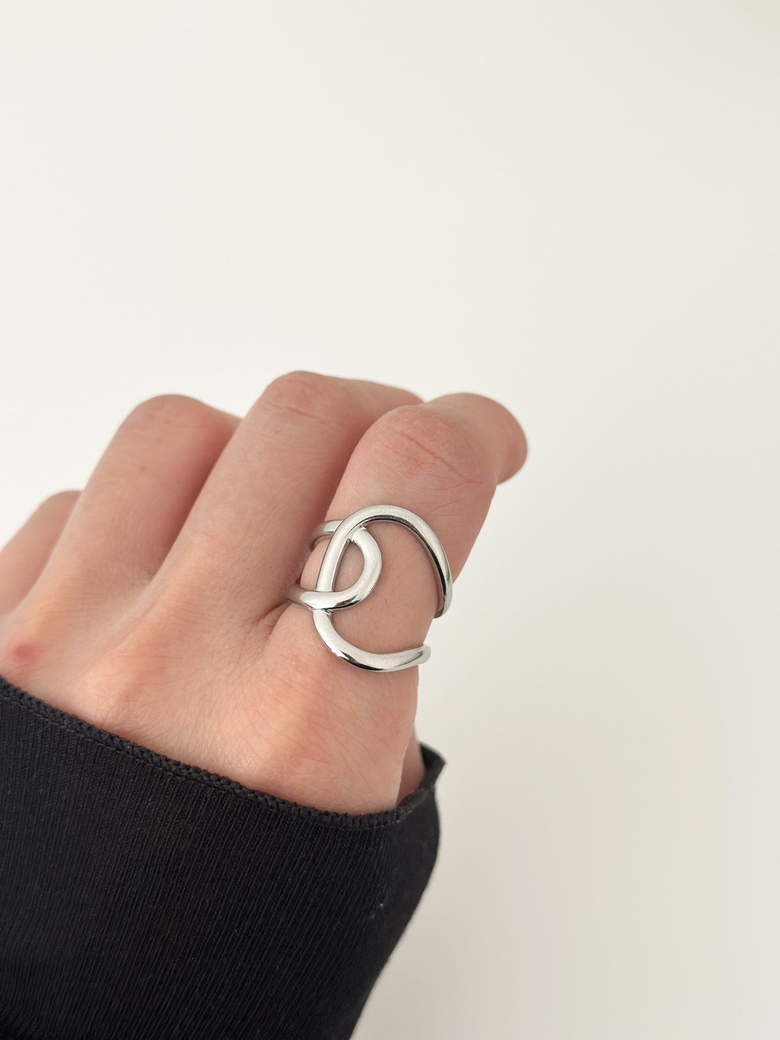 Molten Flow Ring - JAS | Silver ring - Jas | Perfect On You
