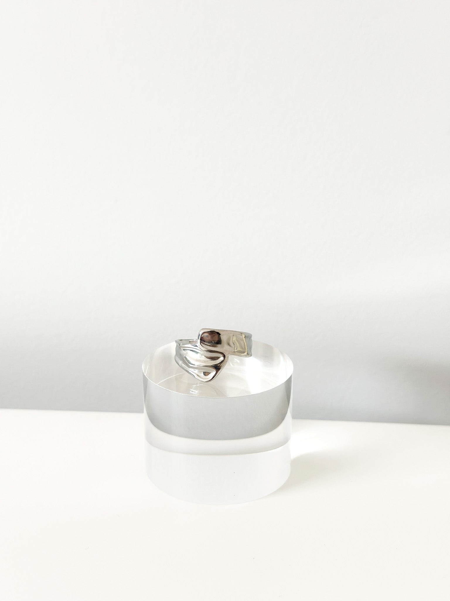 Molten Glow Ring - Jas | Gold & silver ring - Jas | Perfect On You