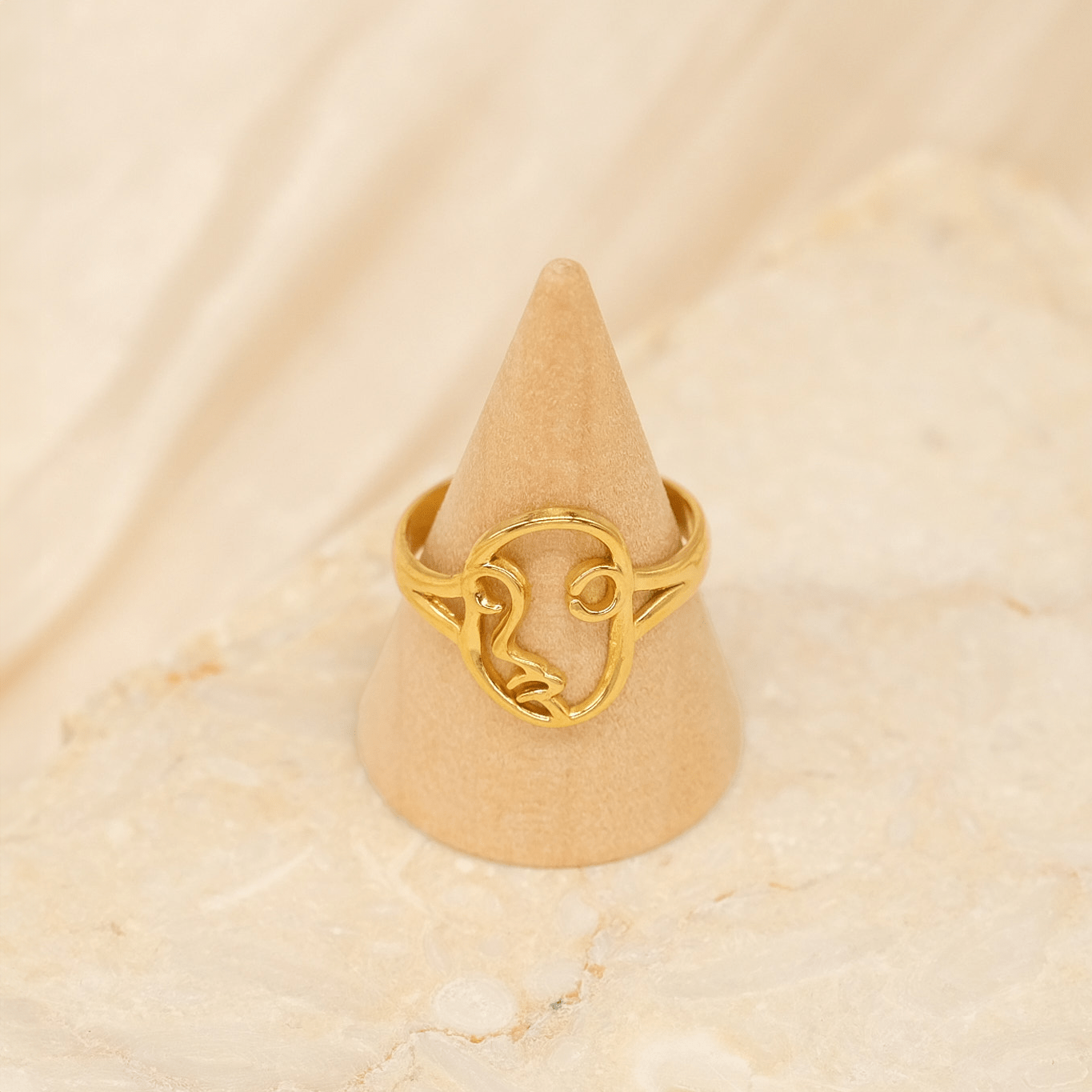 Mona - JAS - Jas | Perfect On You