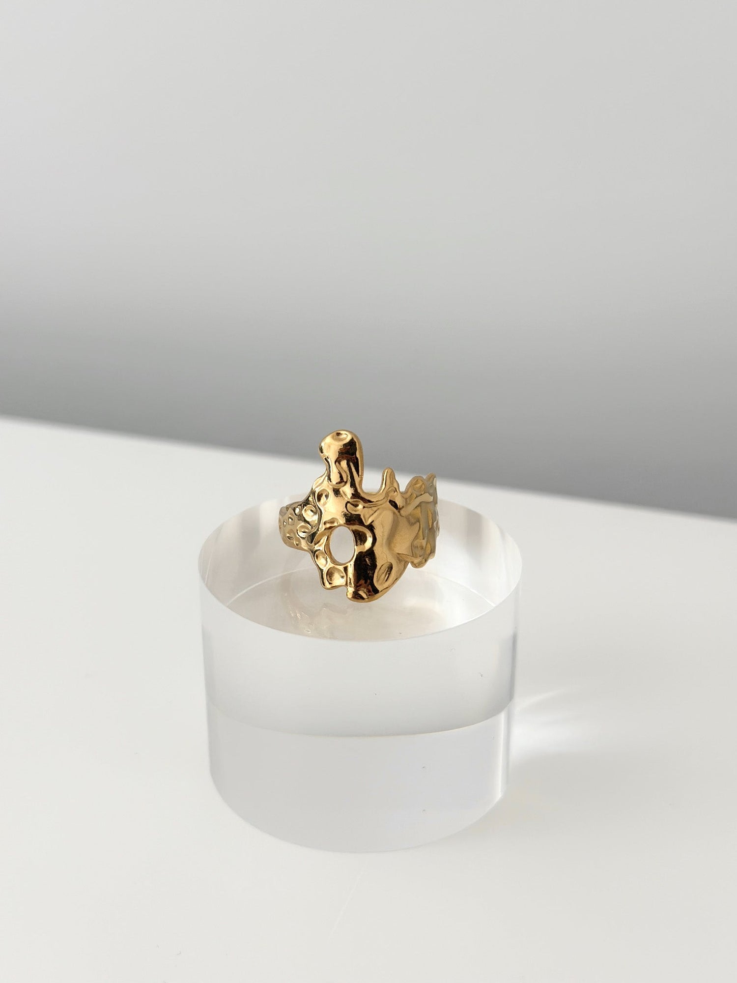 Muse Form Ring - Jas | Gold Ring - Jas | Perfect On You