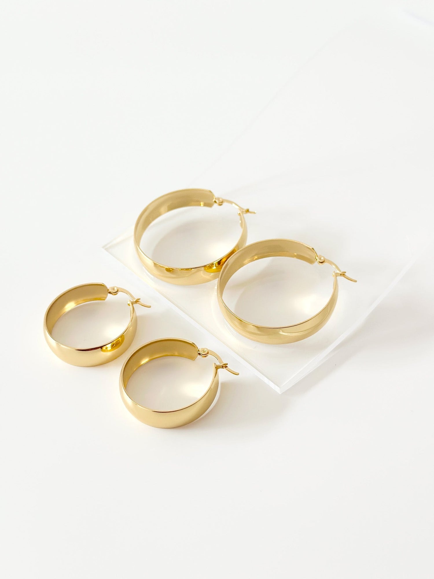 Noa Bold Hoops - Jas | Hoop Earrings - Jas | Perfect On You