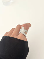 Ocean Embrace Ring - Jas | Gold & silver ring - Jas | Perfect On You