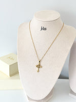 Ophelia Cross Necklace - Jas | Gold necklace - Jas | Perfect On You