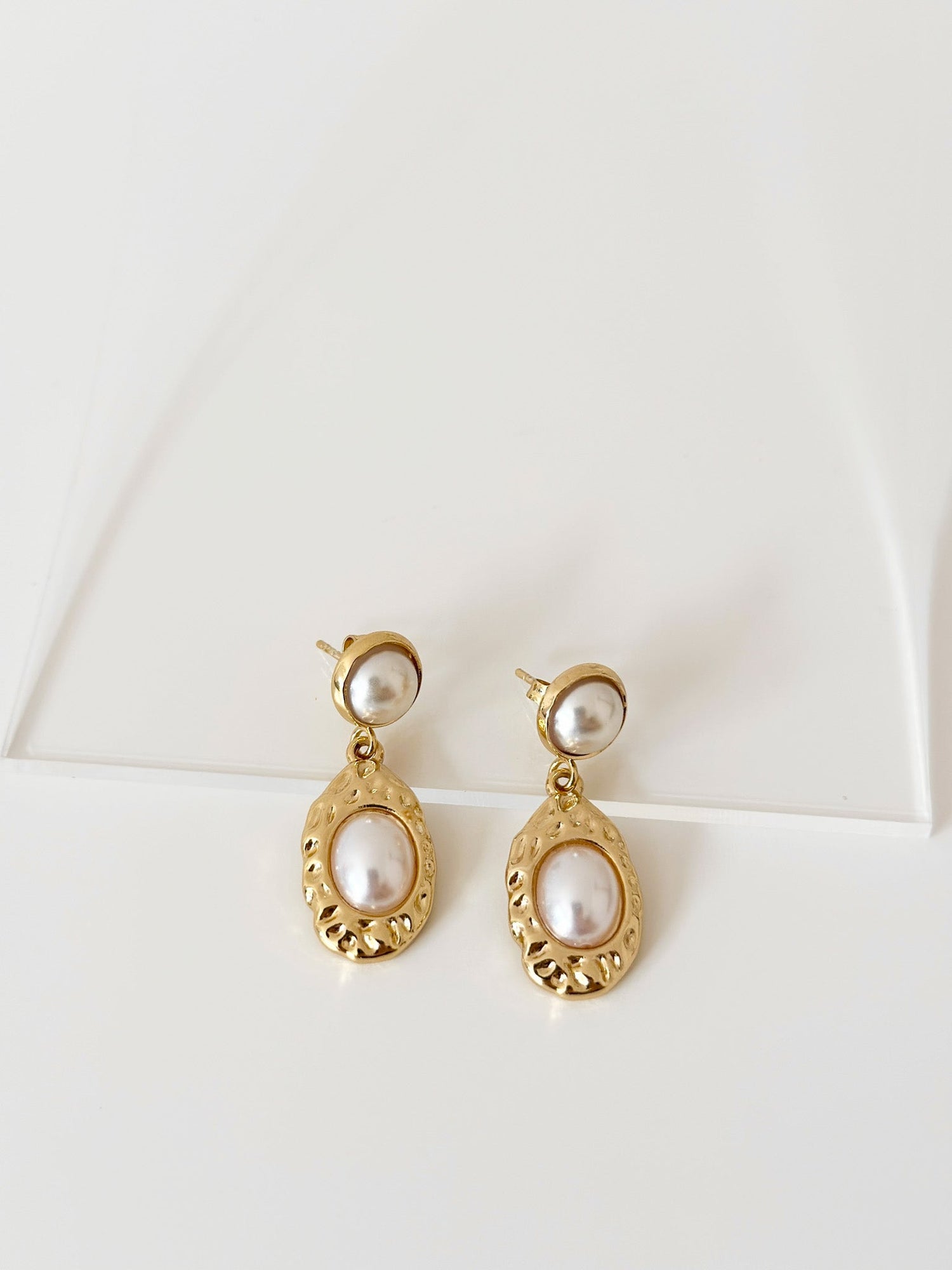 Pearl Orbit Earrings - Jas | Gold Earring - Jas | Perfect On You