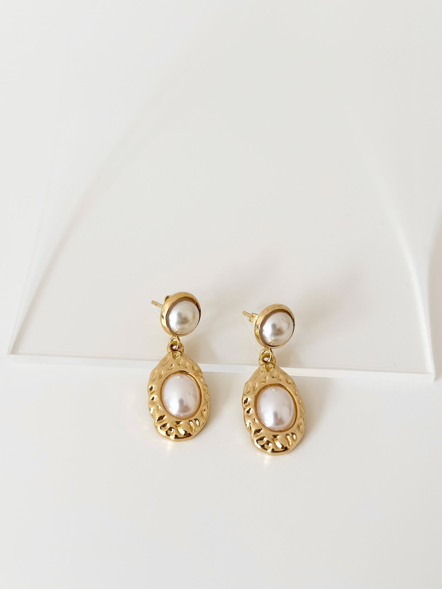 Pearl Orbit Earrings - Jas | Gold Earring - Jas | Perfect On You