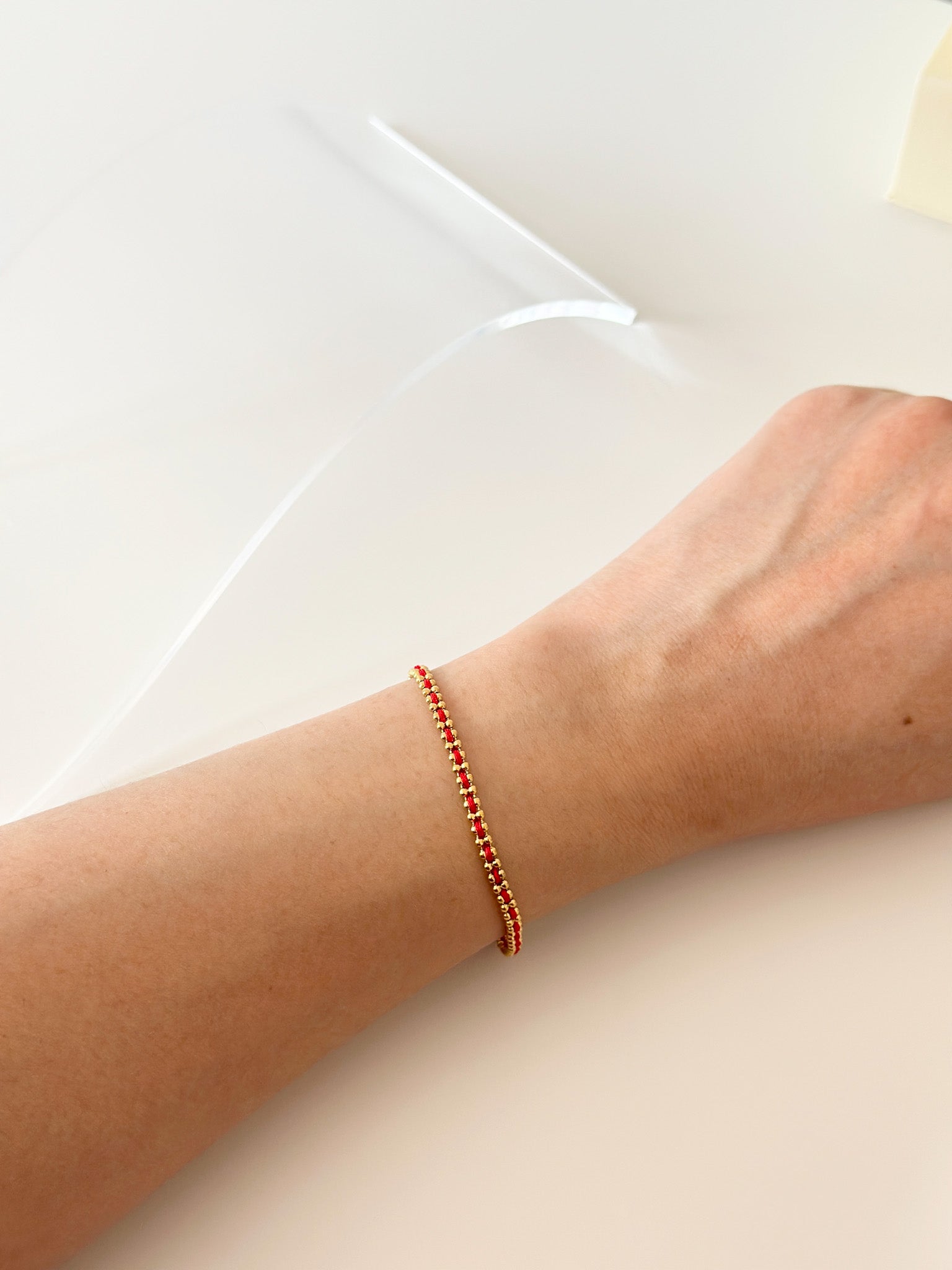 Red line Bracelet - Jas | Gold & silver bracelet - Jas | Perfect On You