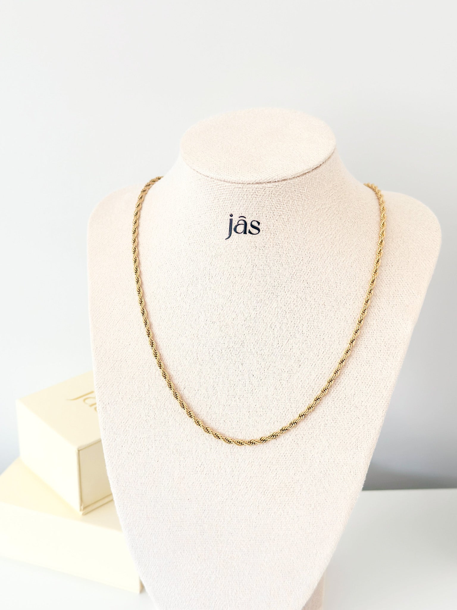 Rope Chain Necklace - Jas | Gold & silver necklace - Jas | Perfect On You