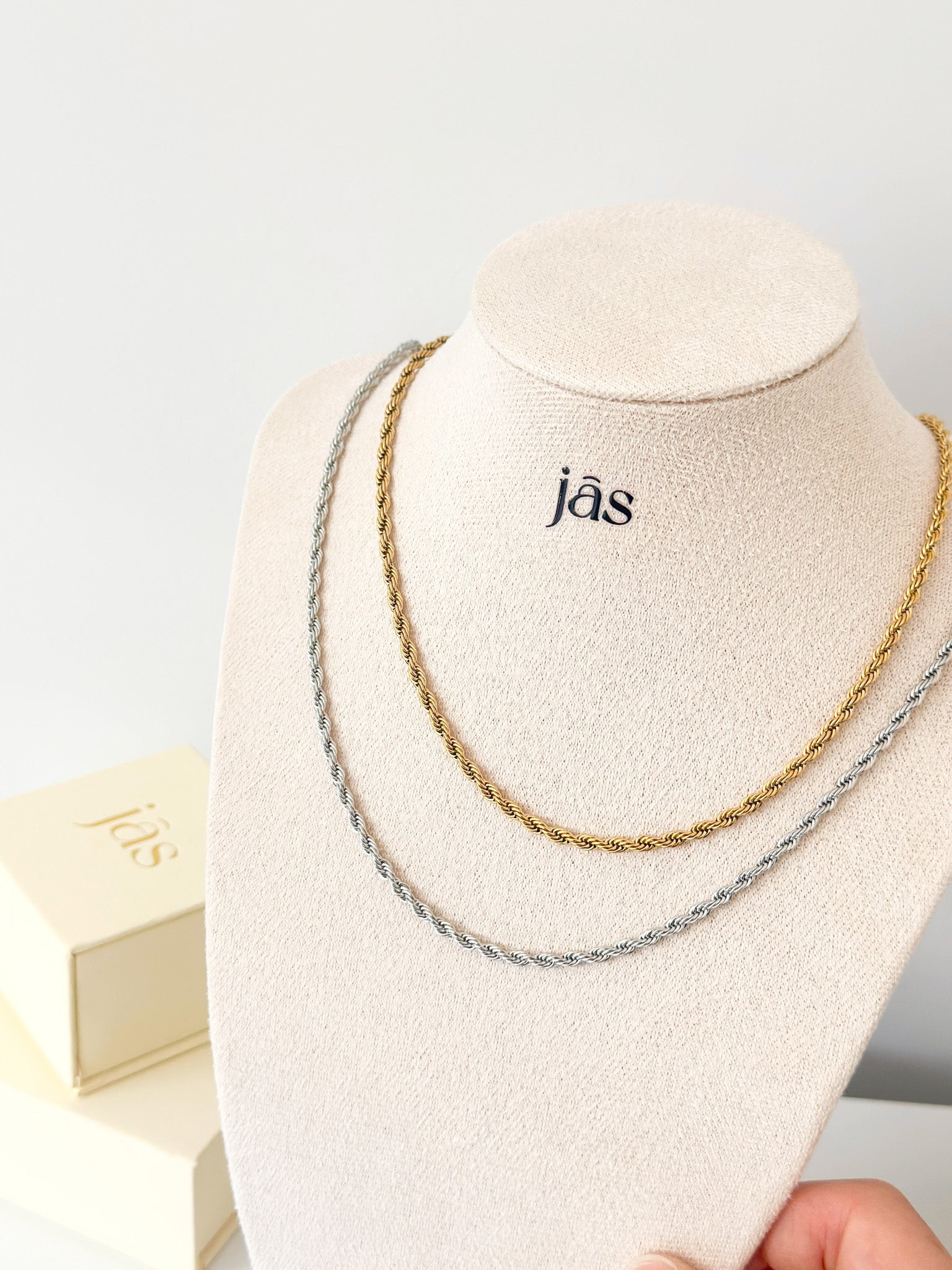 Rope Chain Necklace - Jas | Gold & silver necklace - Jas | Perfect On You