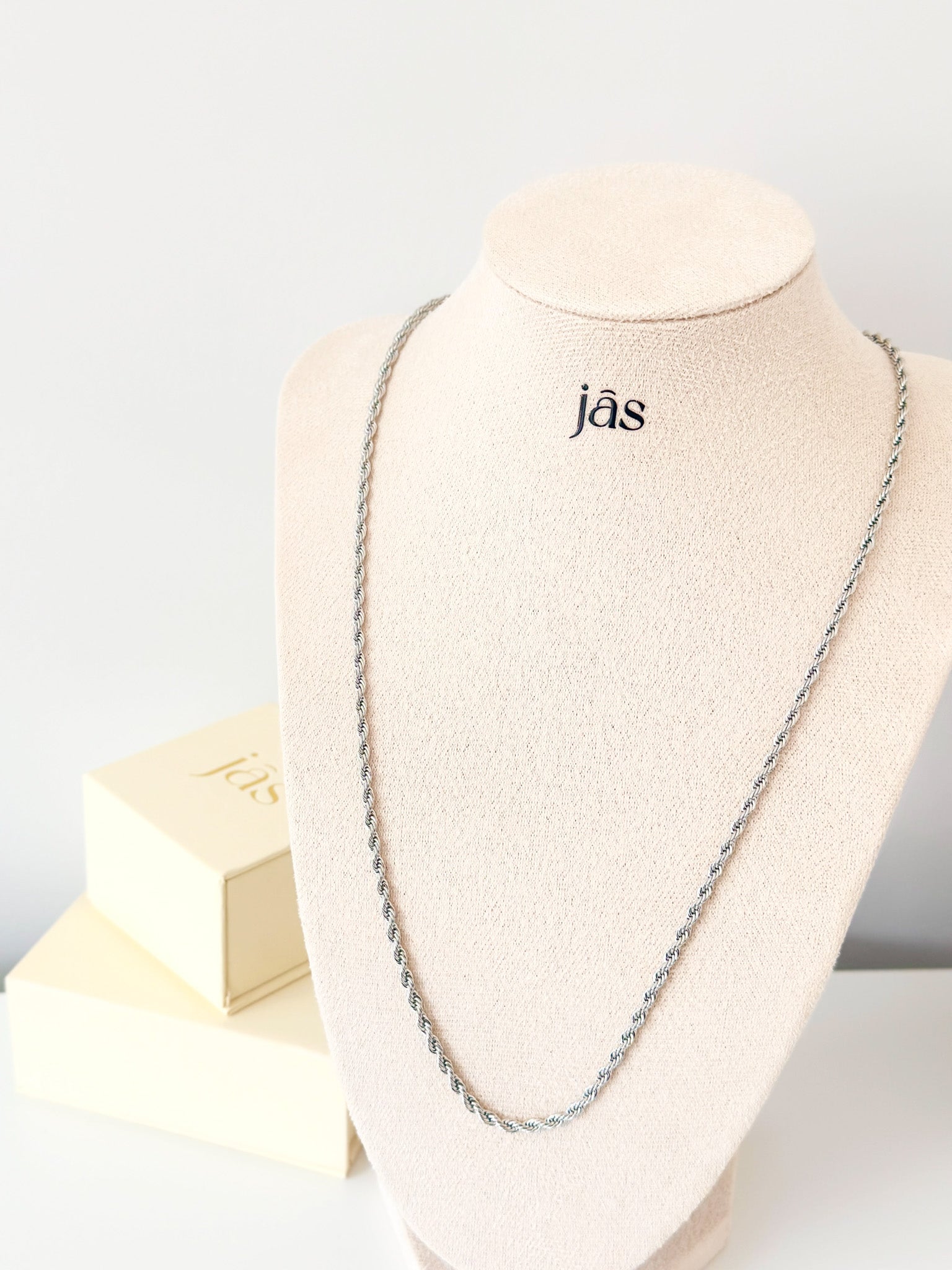 Rope Chain Necklace - Jas | Gold & silver necklace - Jas | Perfect On You
