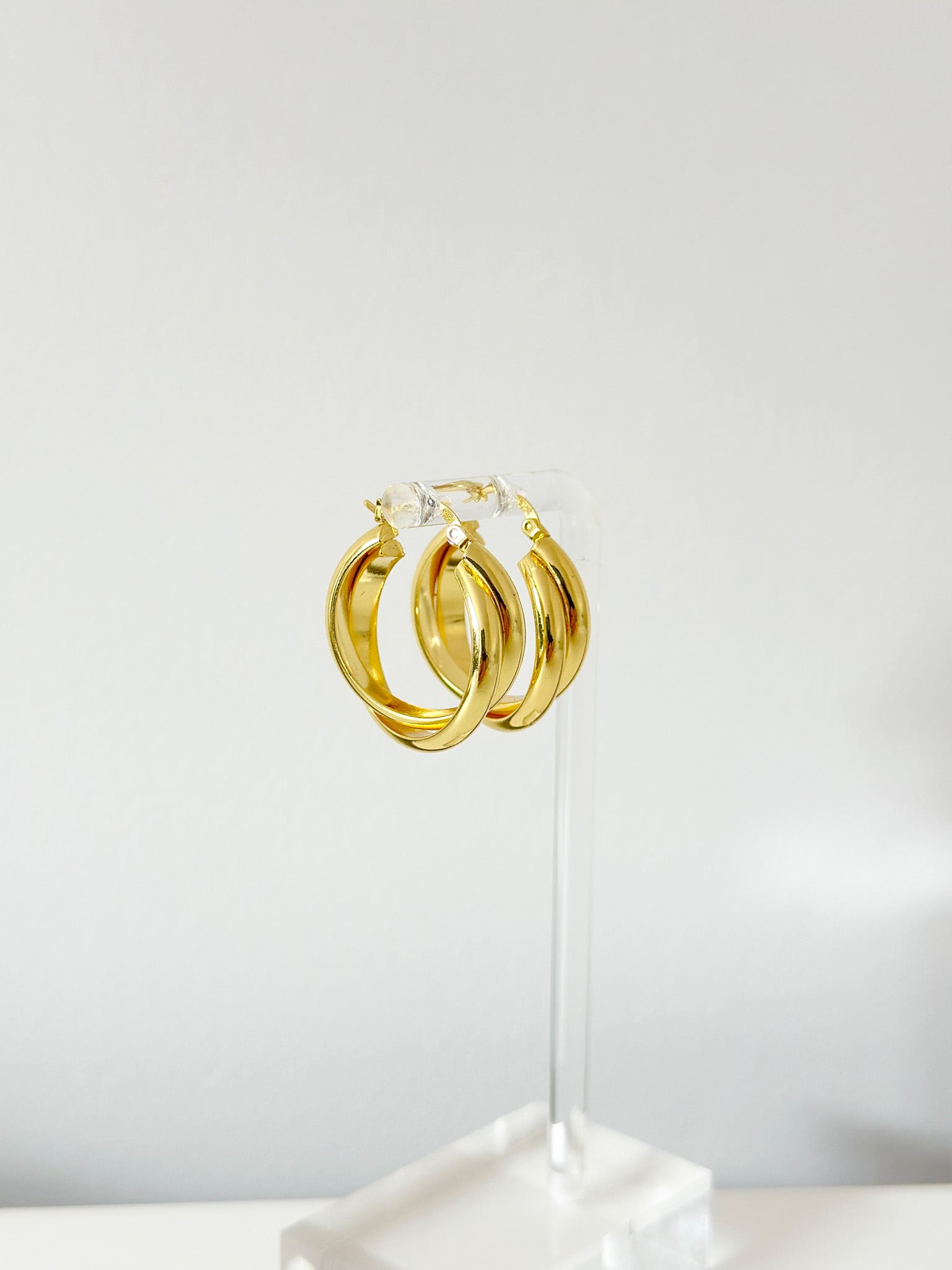 Small Classic Round Hoops - Jas | Hoop Earrings - Jas | Perfect On You