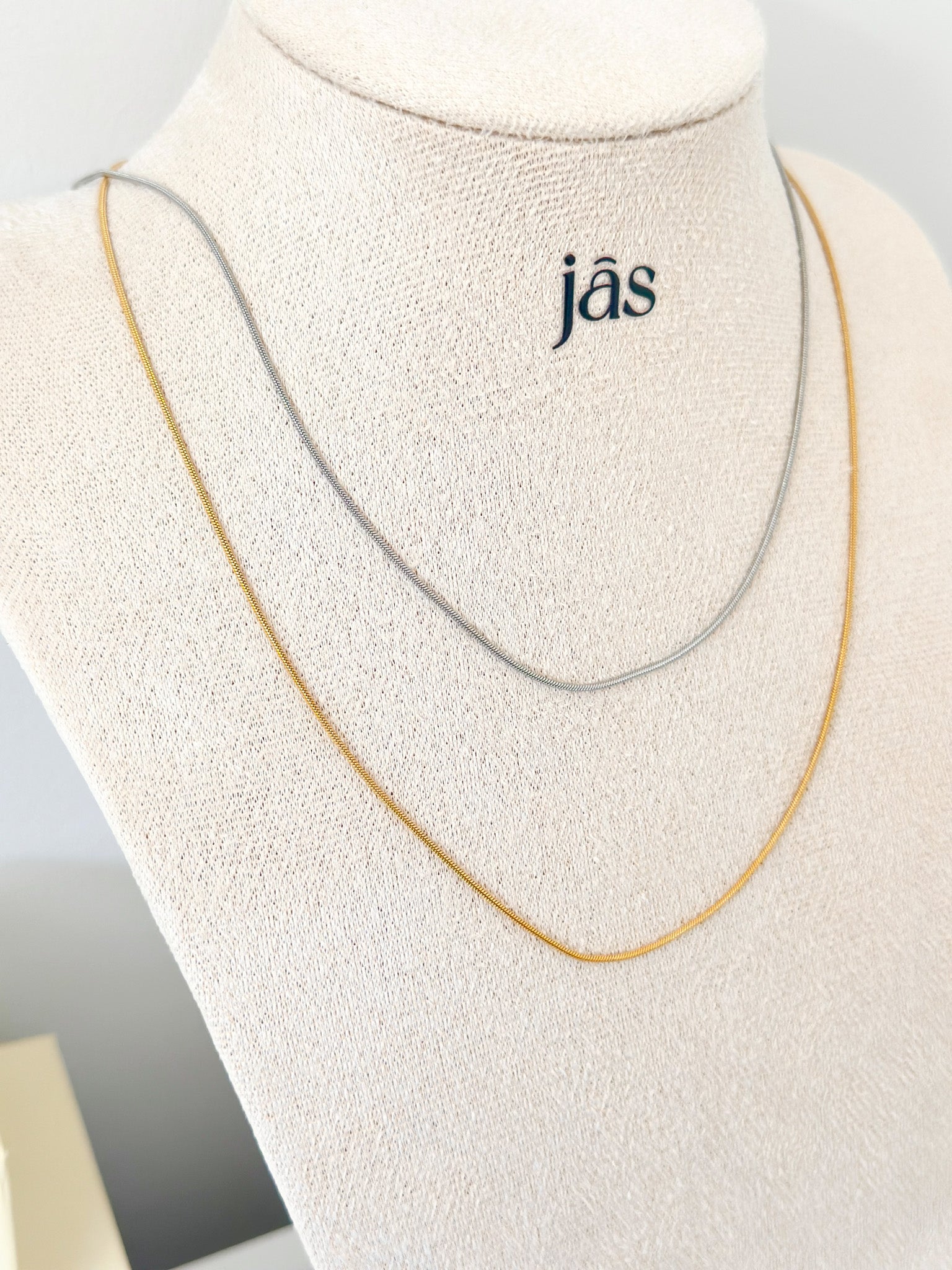 Snake Chain Necklace - Jas | Gold & silver necklace - Jas | Perfect On You