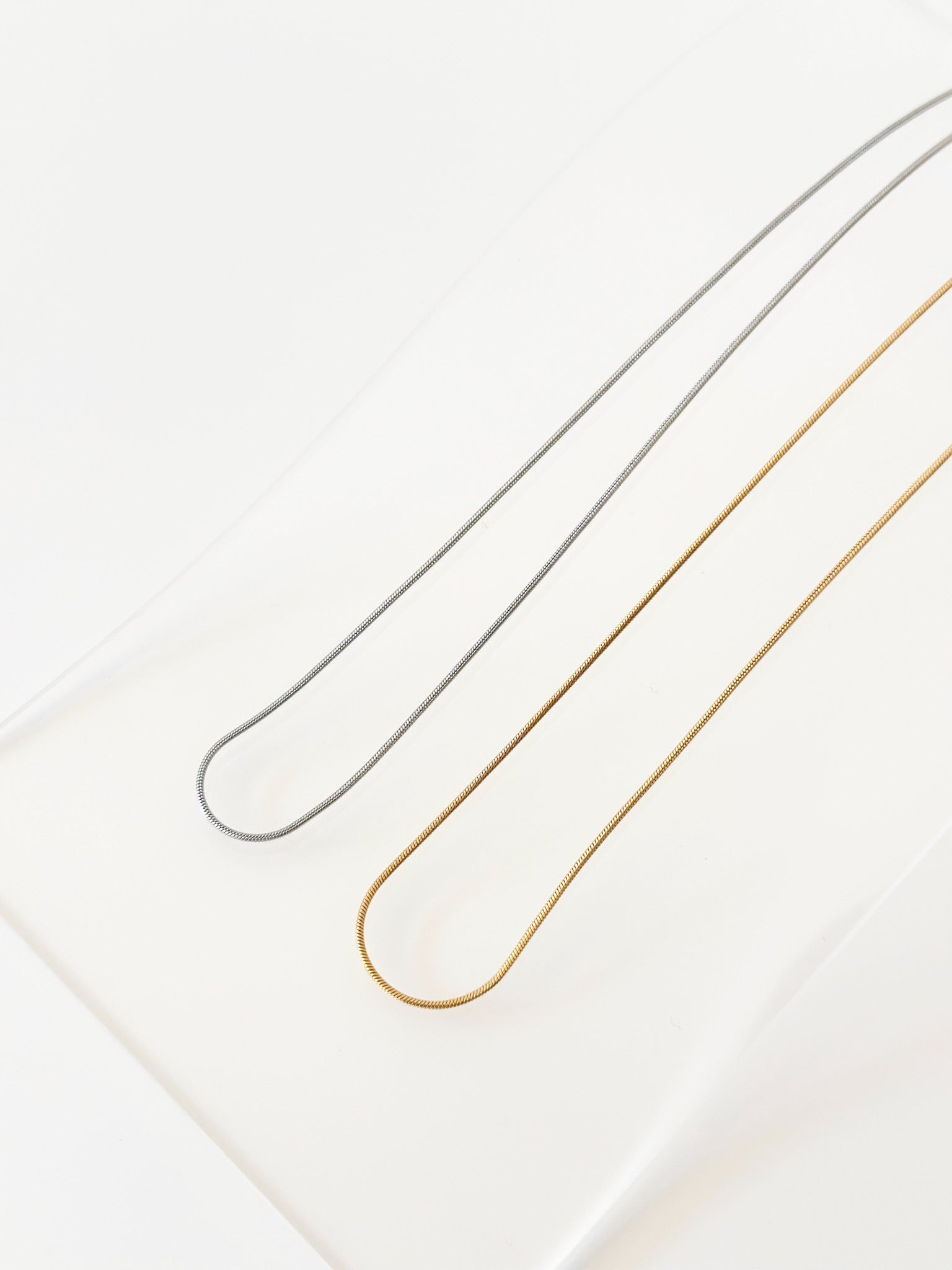 Snake Chain Necklace - Jas | Gold & silver necklace - Jas | Perfect On You