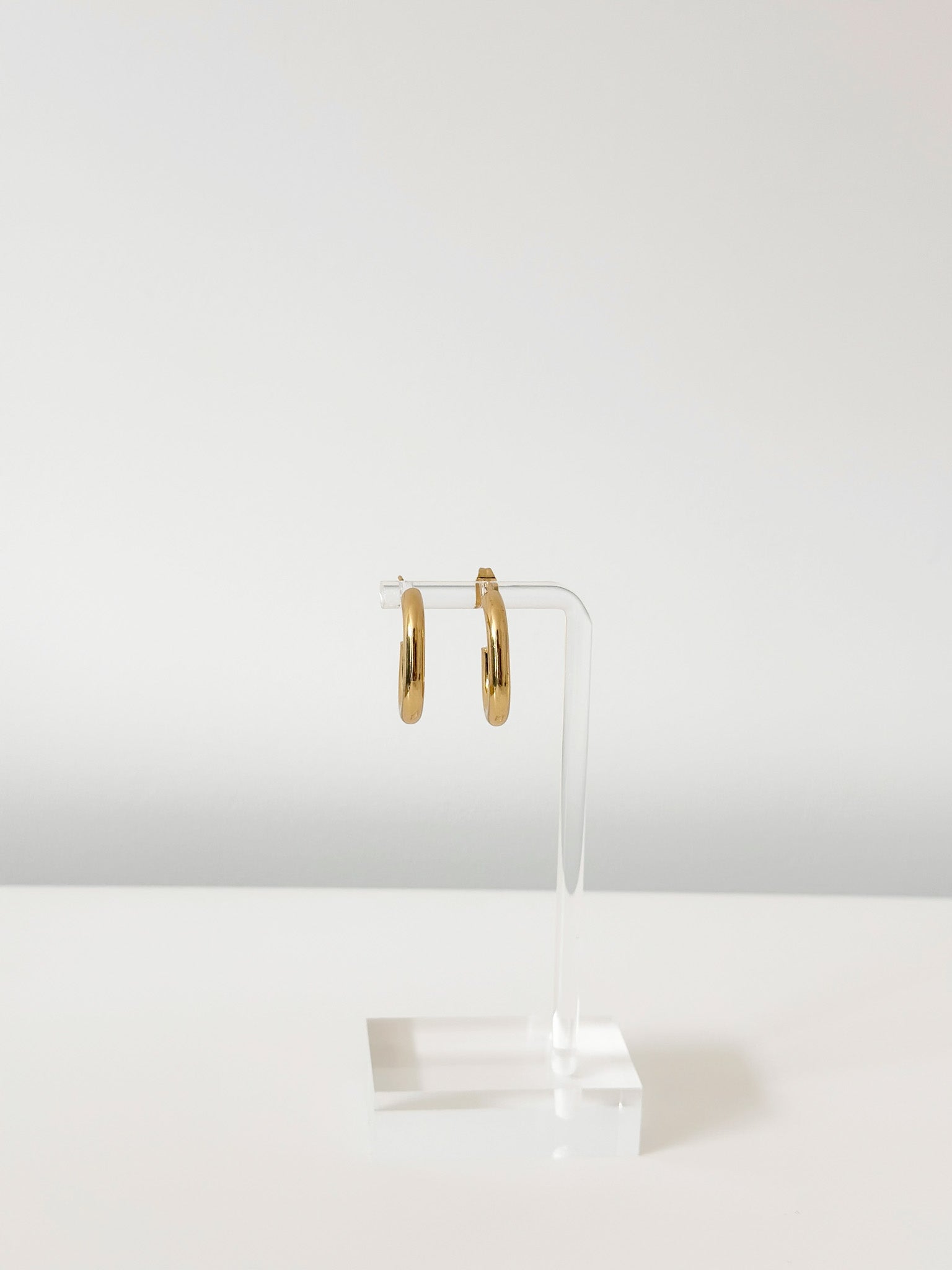Solace Bar Earrings - Jas | Gold Earring - Jas | Perfect On You