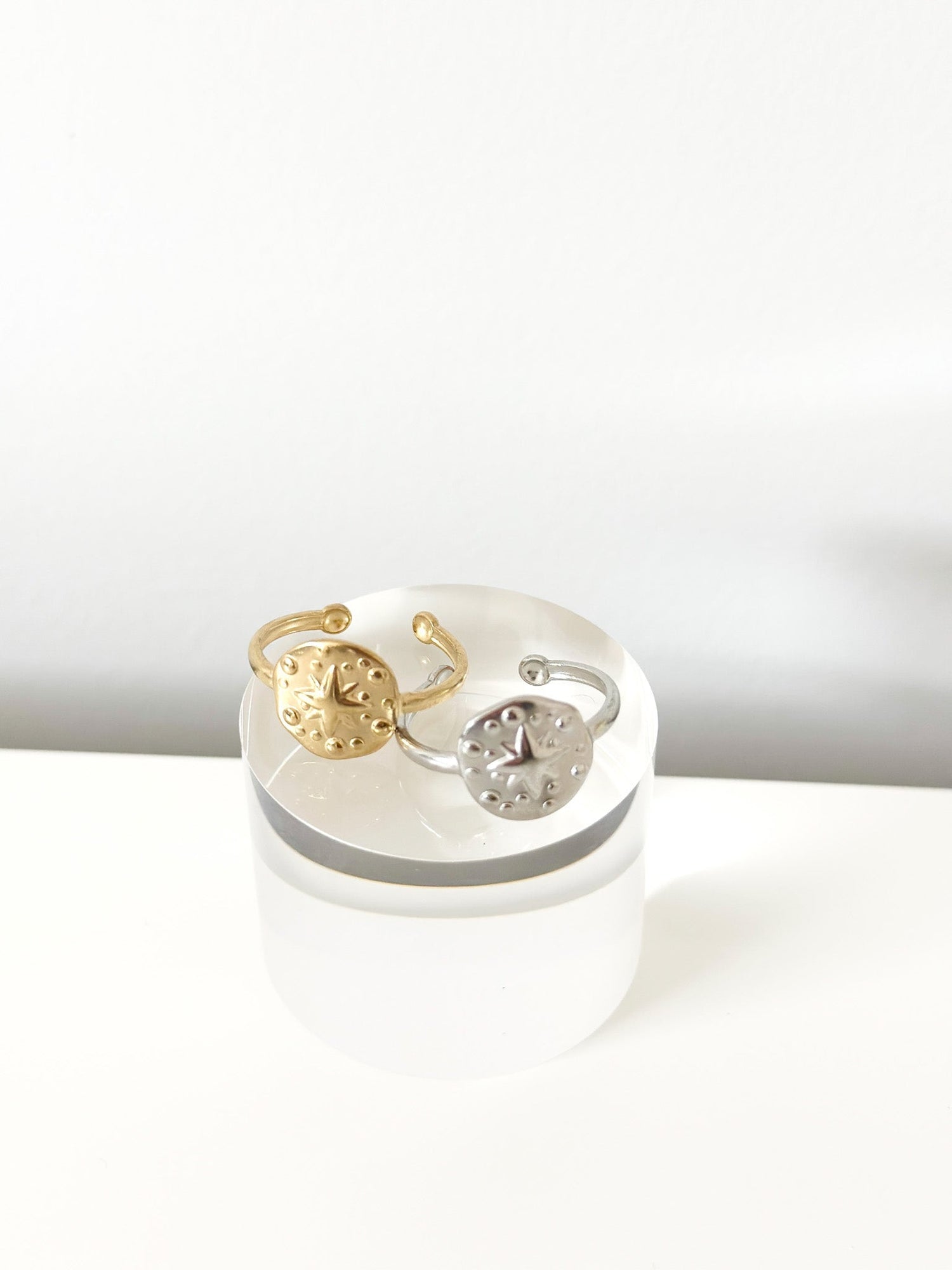 Solar Medallion Ring - Jas | Gold & silver ring - Jas | Perfect On You