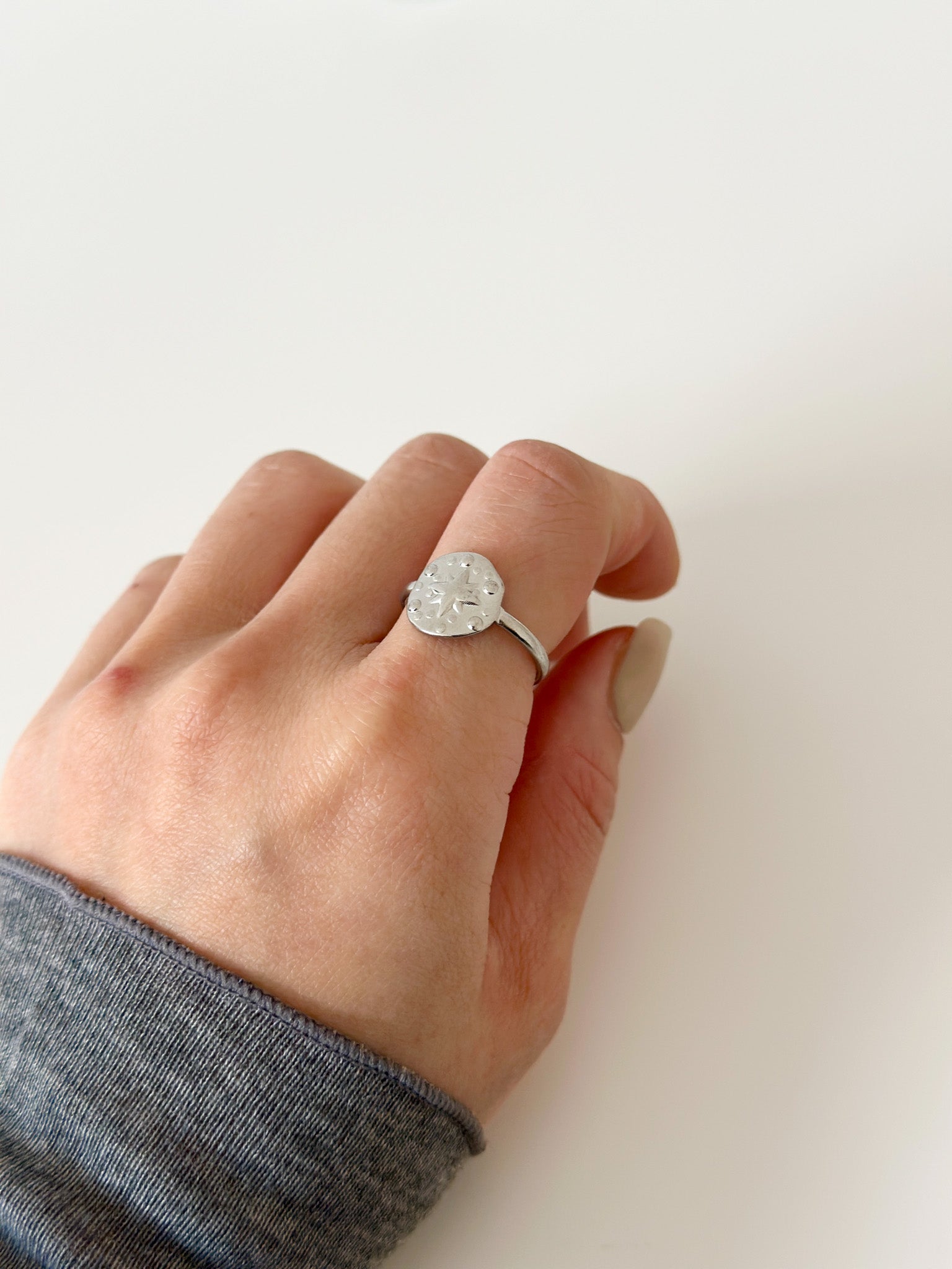 Solar Medallion Ring - Jas | Gold & silver ring - Jas | Perfect On You